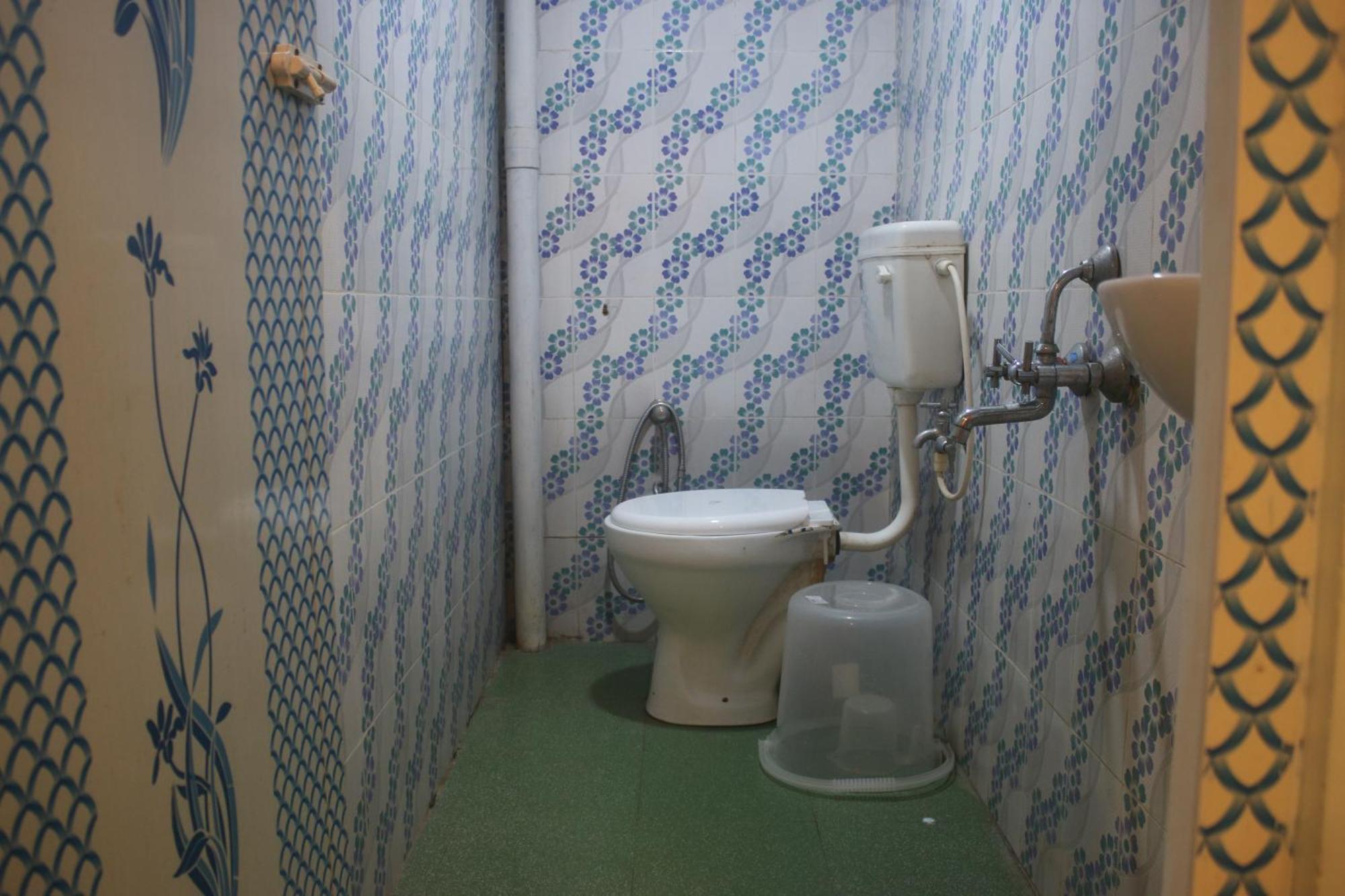 Hotel Sikara, Kumbakonam Bagian luar foto